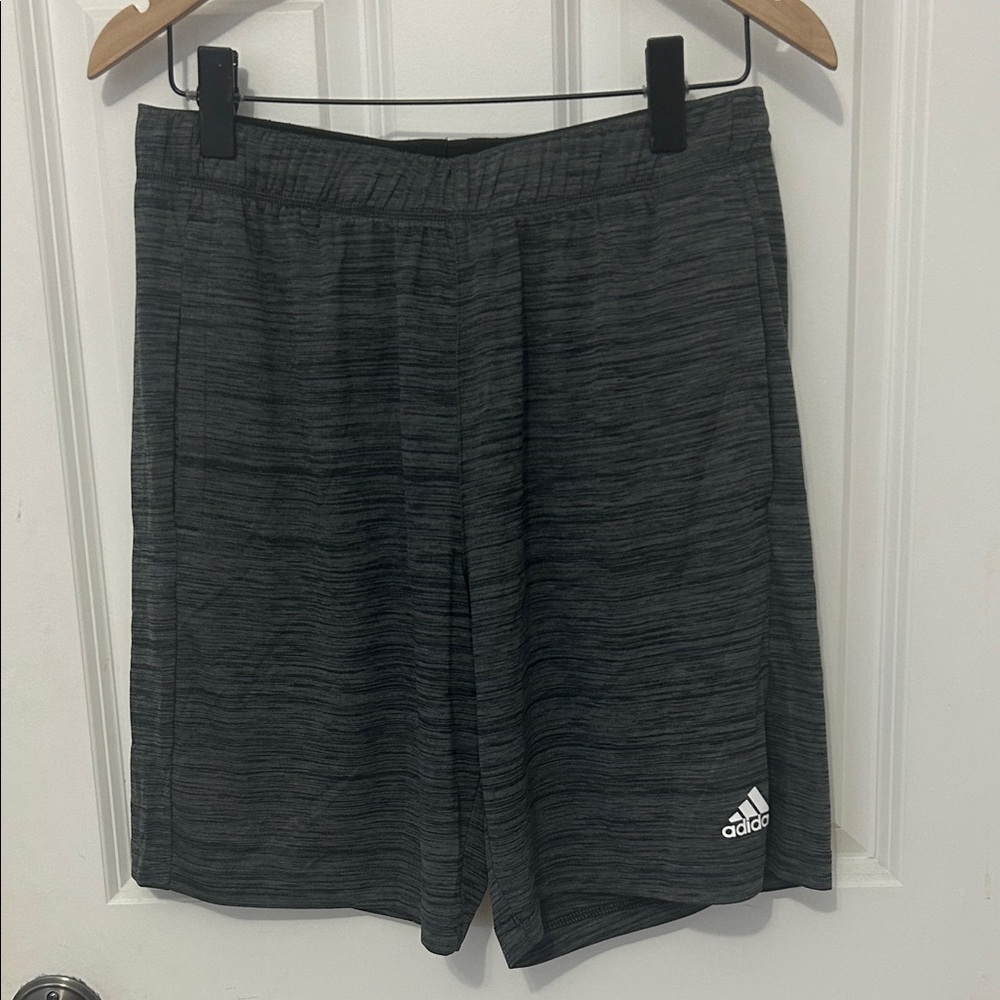 Adidas Primegreen Aeroready Athletic Shorts size medium black gray